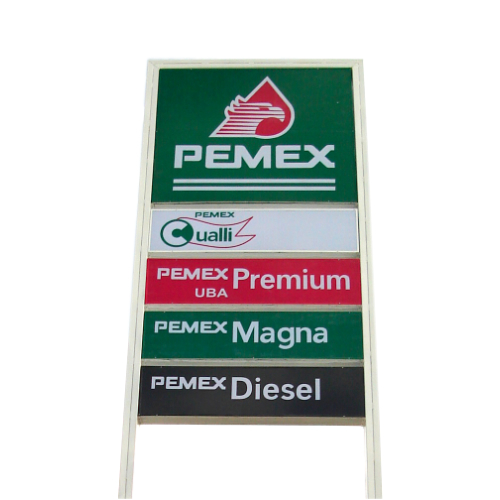 Aplicación de vinil verde y rojo (Pemex)